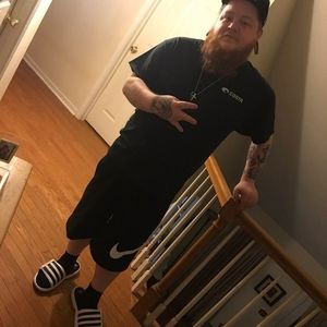 Meet your Posher, Corey